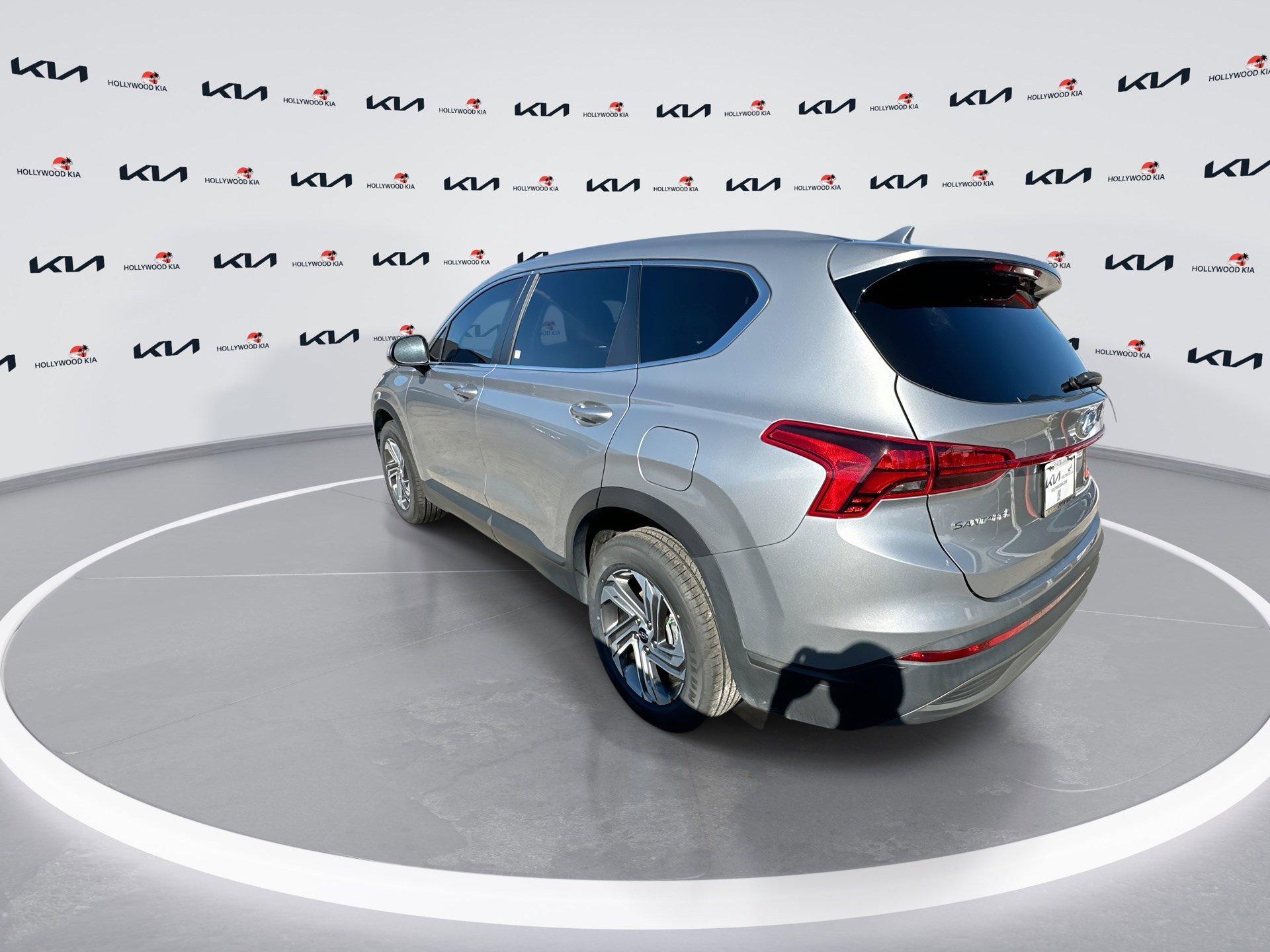 Used 2023 Hyundai Santa Fe SE image 6