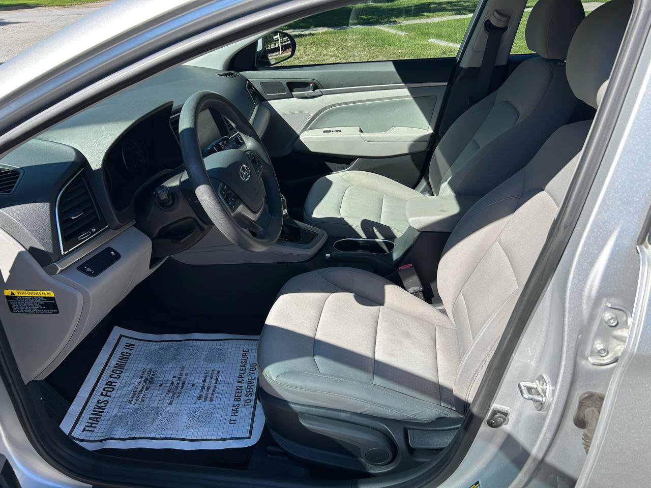 Used 2017 Hyundai Elantra SE FWD image 11