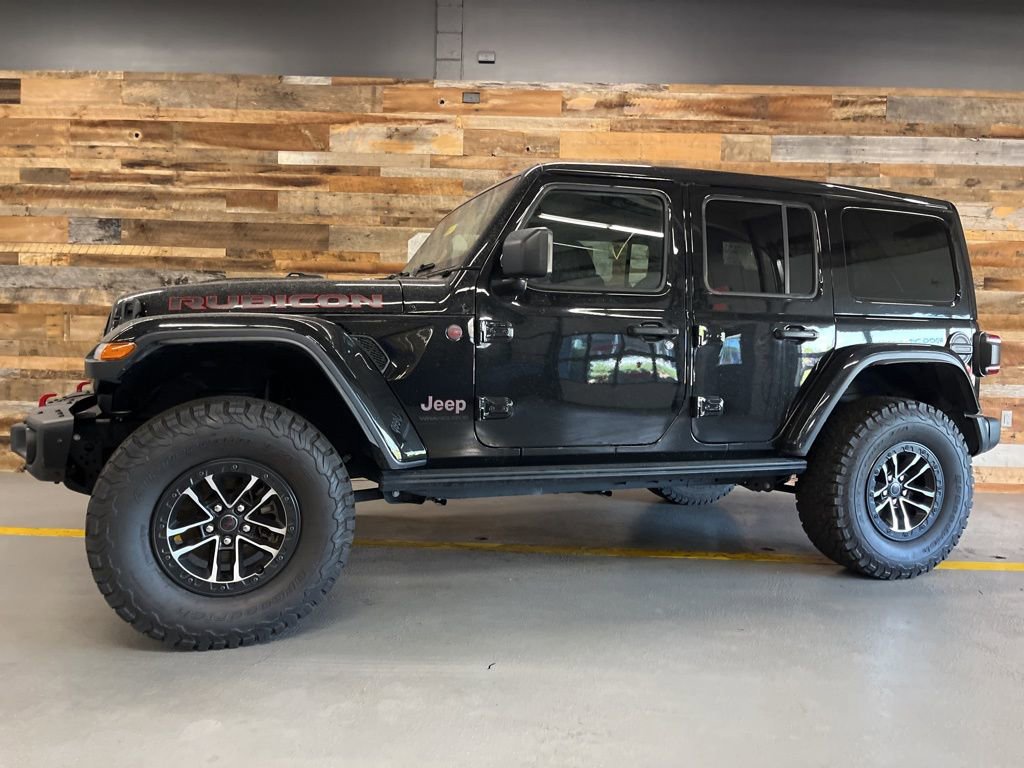 Used 2025 Jeep Wrangler Unlimited Rubicon AWD/4WD image 10