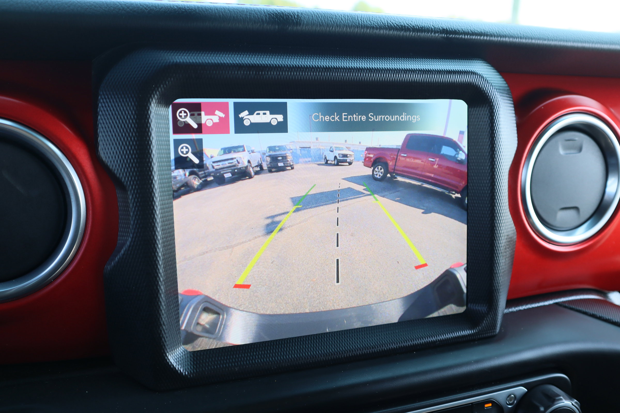 Used 2020 Jeep Gladiator Rubicon image 25