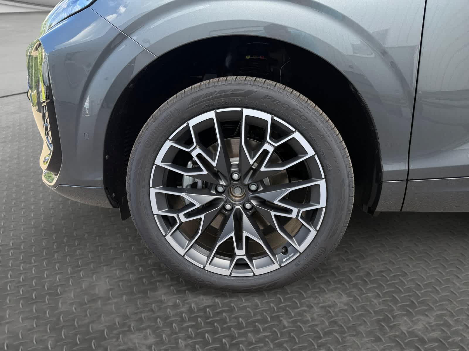 New 2026 Audi Q3 quattro 2.0T AWD/4WD image 9