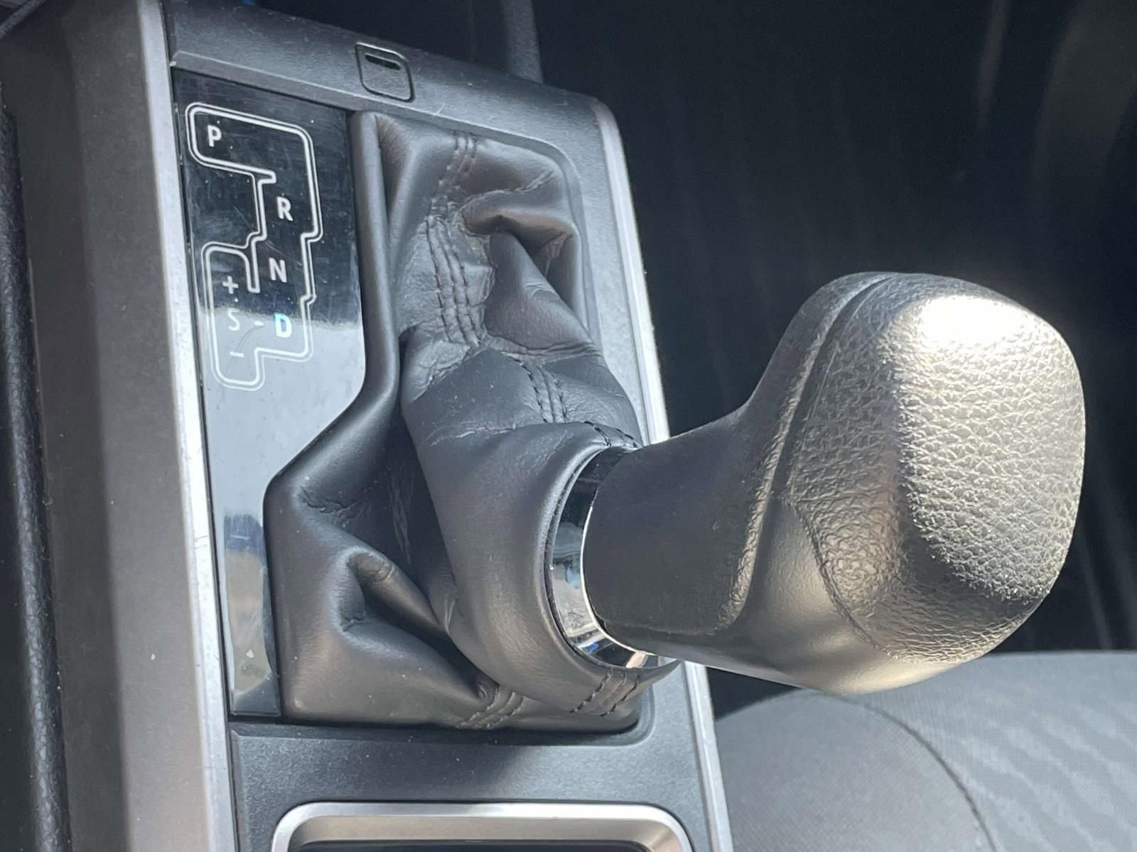 Used 2023 Toyota Tacoma SR5 w/ Technology Package image 24