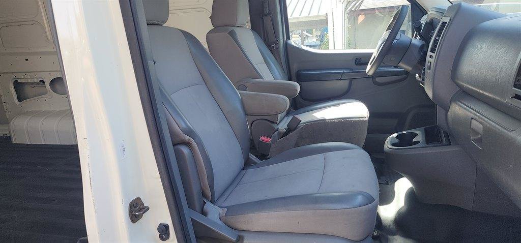 Used 2016 Nissan NV 3500 S w/ Power Package RWD image 22