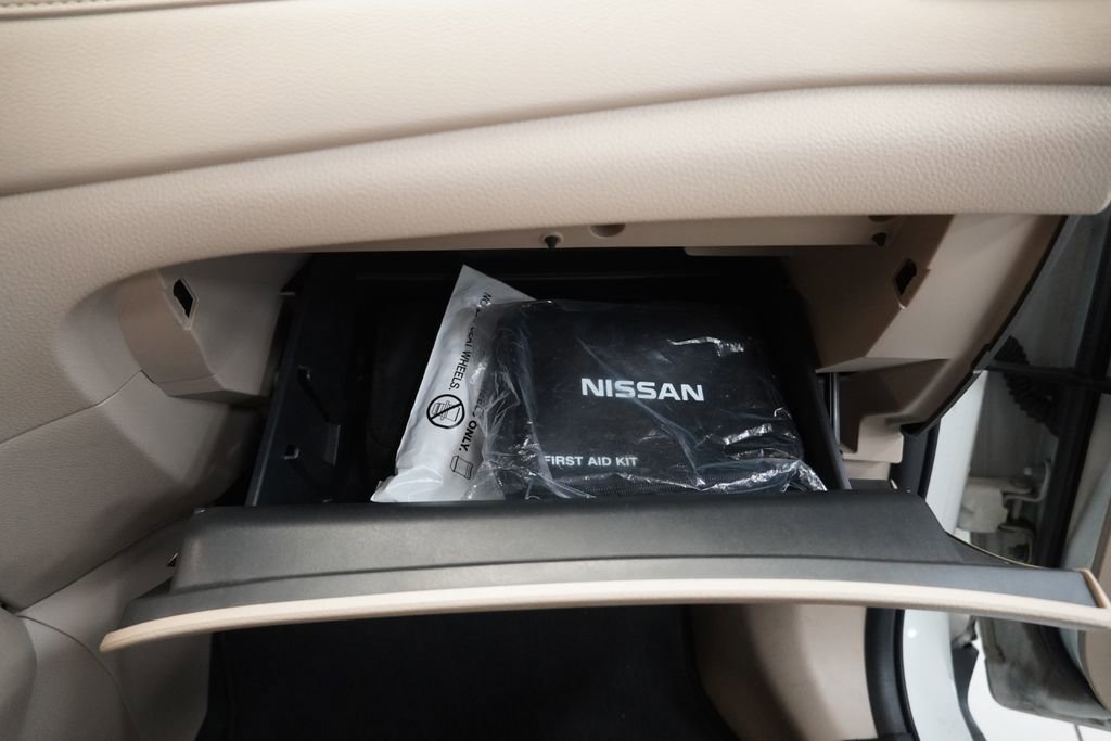 Used 2019 Nissan Rogue SV AWD/4WD image 37