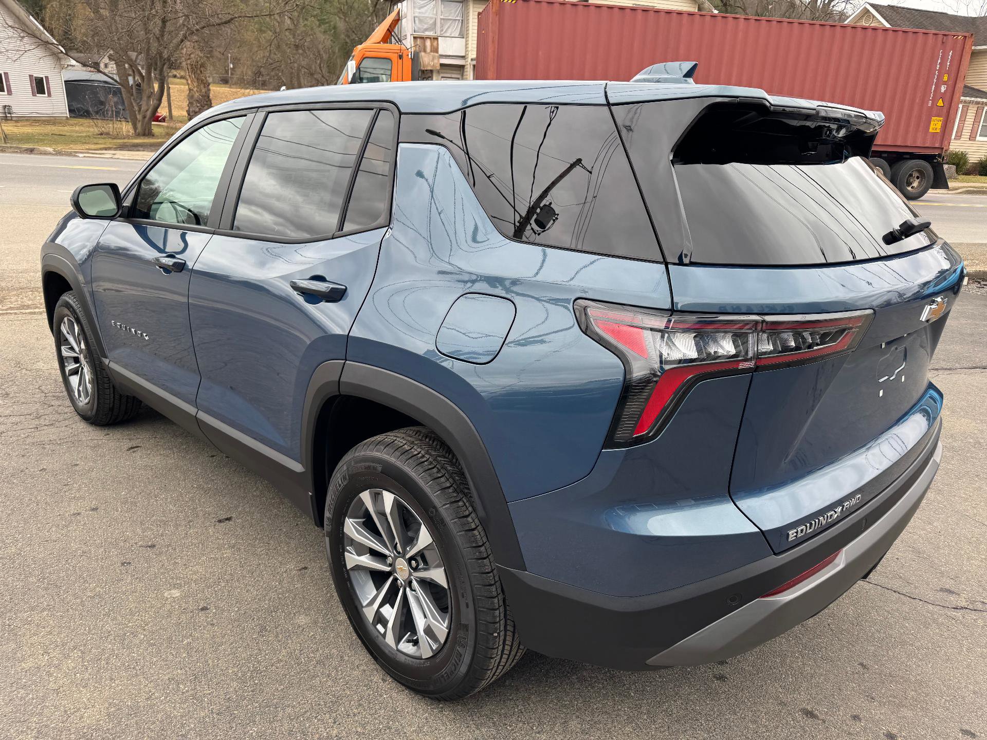 New 2026 Chevrolet Equinox LT w/ Convenience Package II image 11