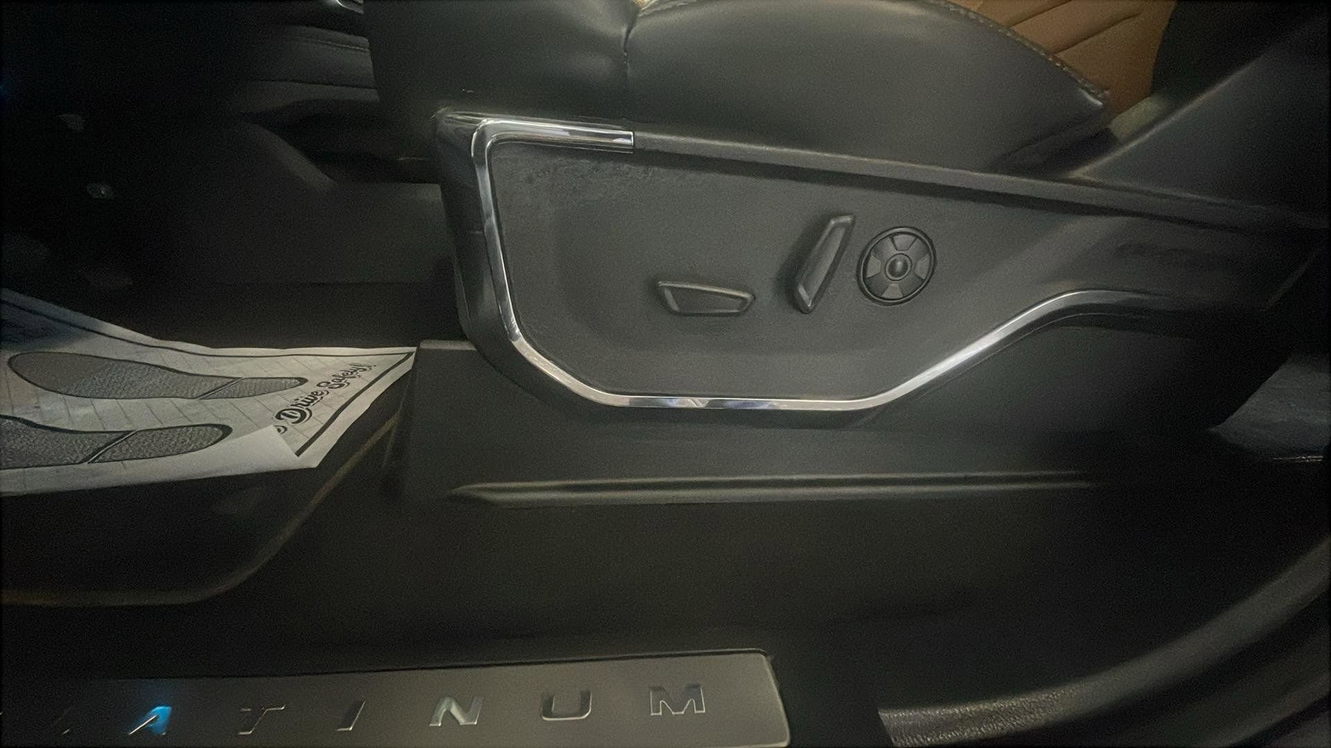 Certified 2024 Ford F450 Platinum w/ Camper Package AWD/4WD image 26