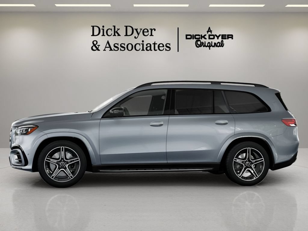 Used 2025 Mercedes-Benz GLS 450 4MATIC image 26
