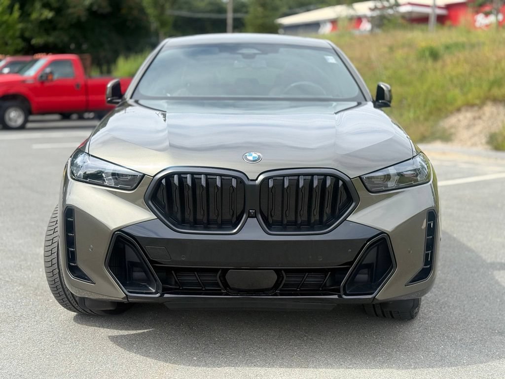 Certified 2026 BMW X6 xDrive40i w/ Climate Comfort Package AWD/4WD image 9