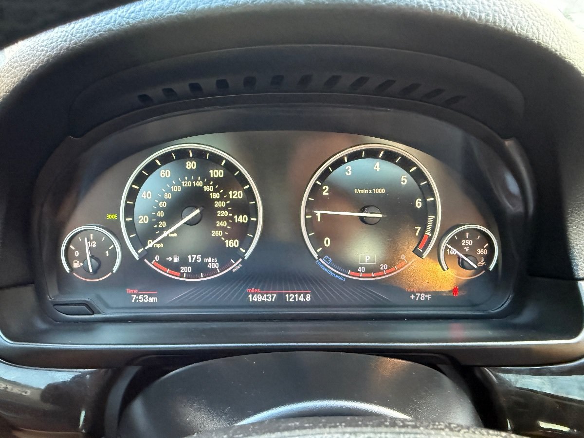 Used 2013 BMW 528i xDrive Sedan AWD/4WD image 29