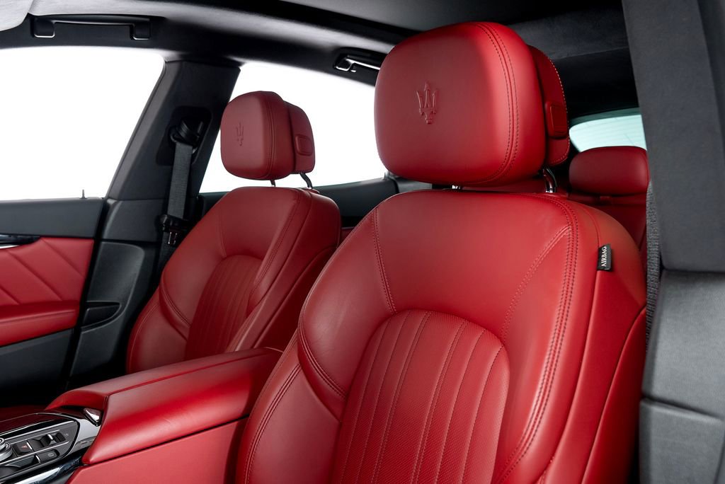 Used 2022 Maserati Levante GT image 17