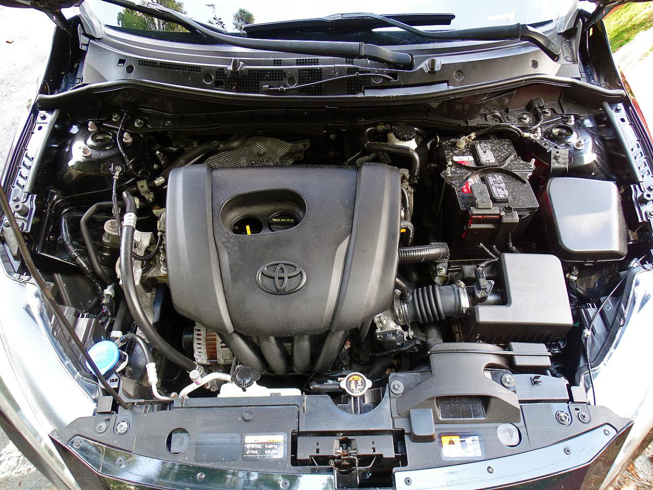 Used 2019 Toyota Yaris LE FWD image 17