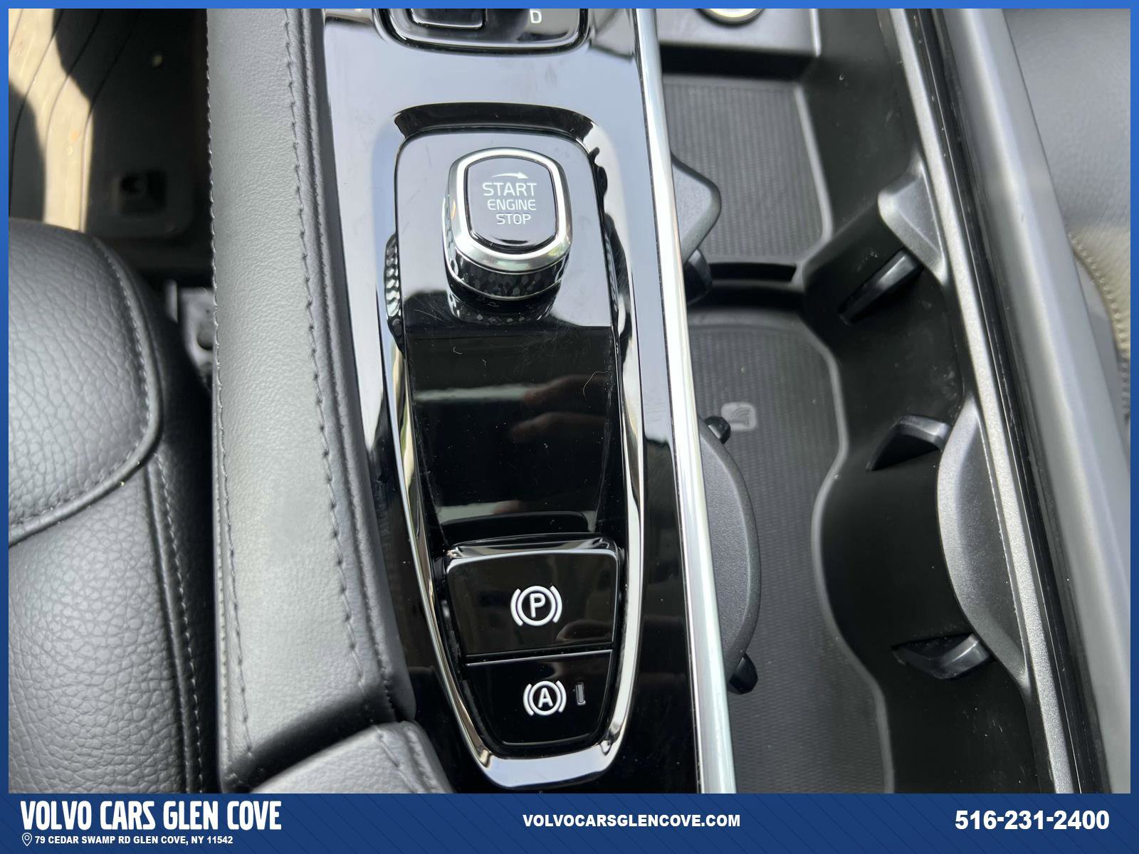 Certified 2025 Volvo XC90 B5 Plus w/ Protection Package Premier image 32