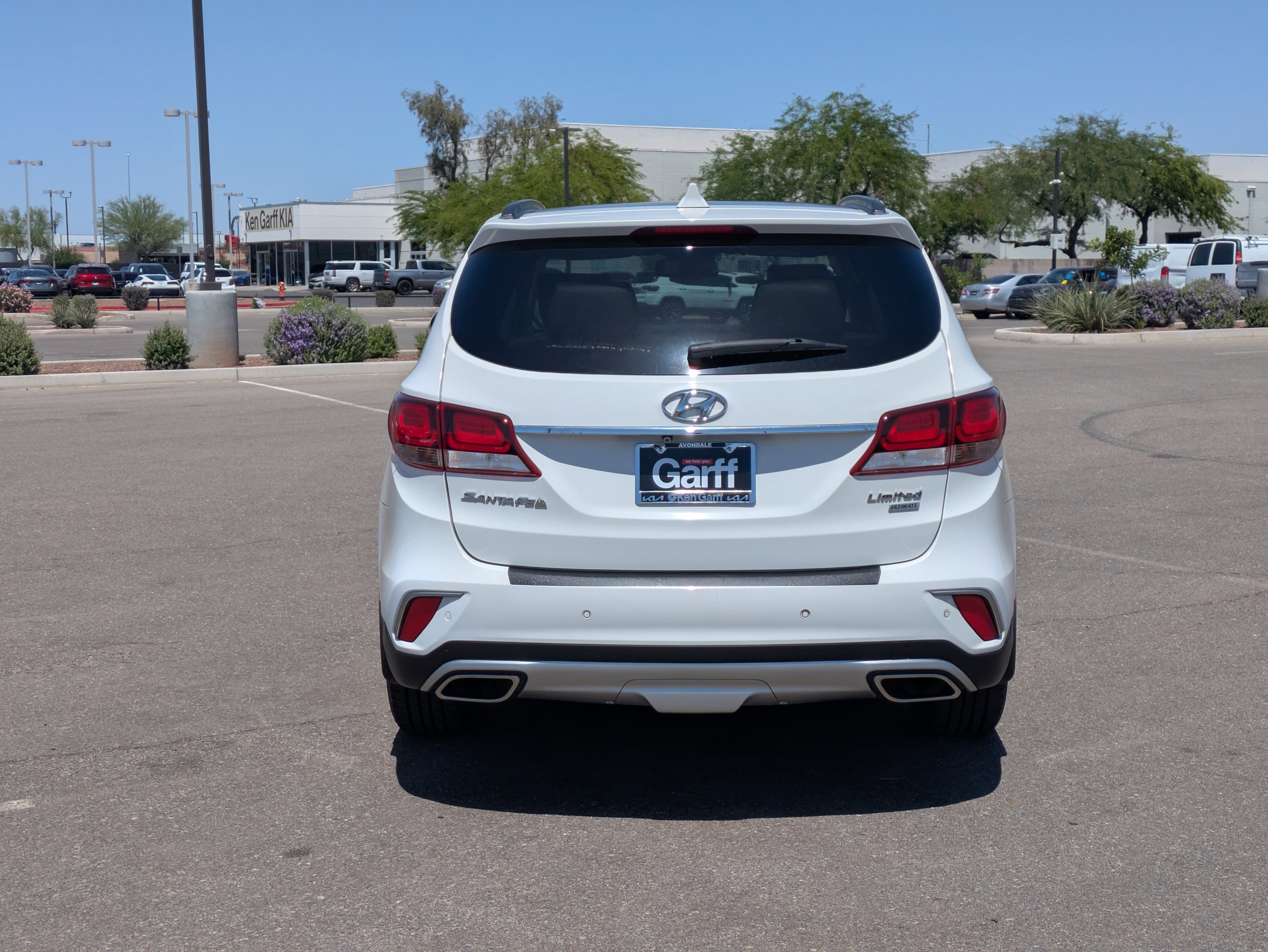 Used 2018 Hyundai Santa Fe Limited FWD image 4