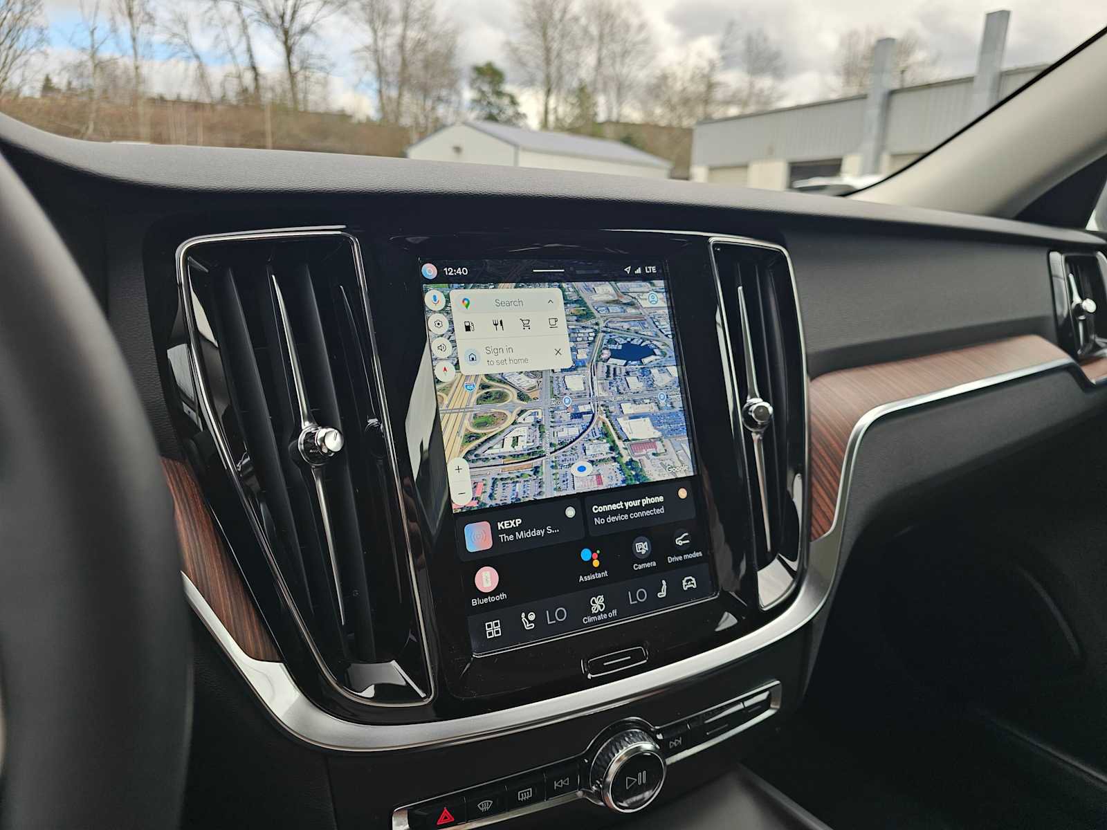 Certified 2025 Volvo V60 B5 Cross Country Plus image 28