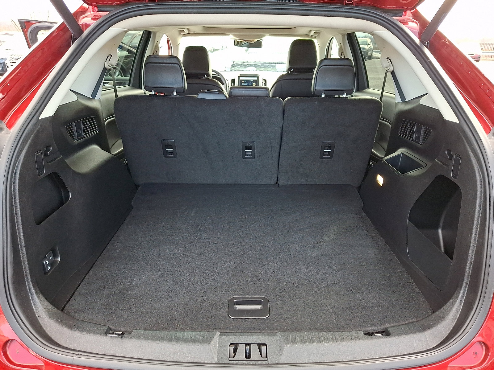 Certified 2024 Ford Edge SEL w/ Convenience Package image 28