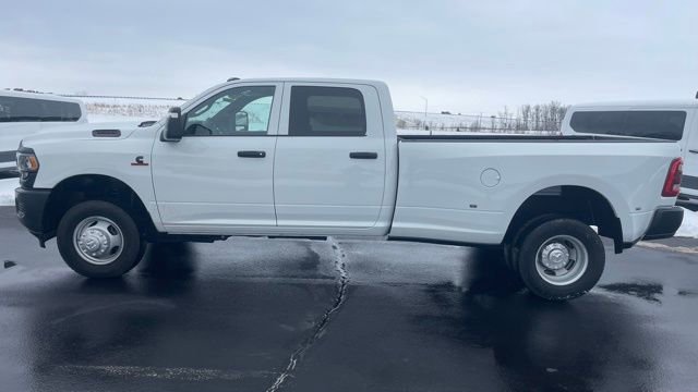 Used 2024 RAM 3500 Tradesman image 3