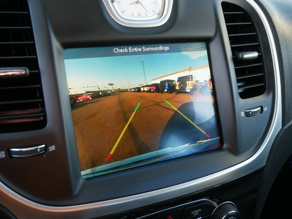 Used 2017 Chrysler 300 Limited AWD/4WD image 26