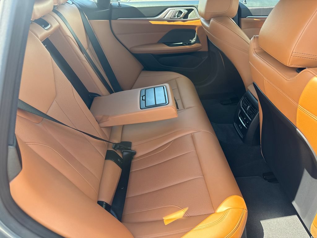 Used 2026 BMW i4 eDrive40 w/ Premium Package RWD image 17