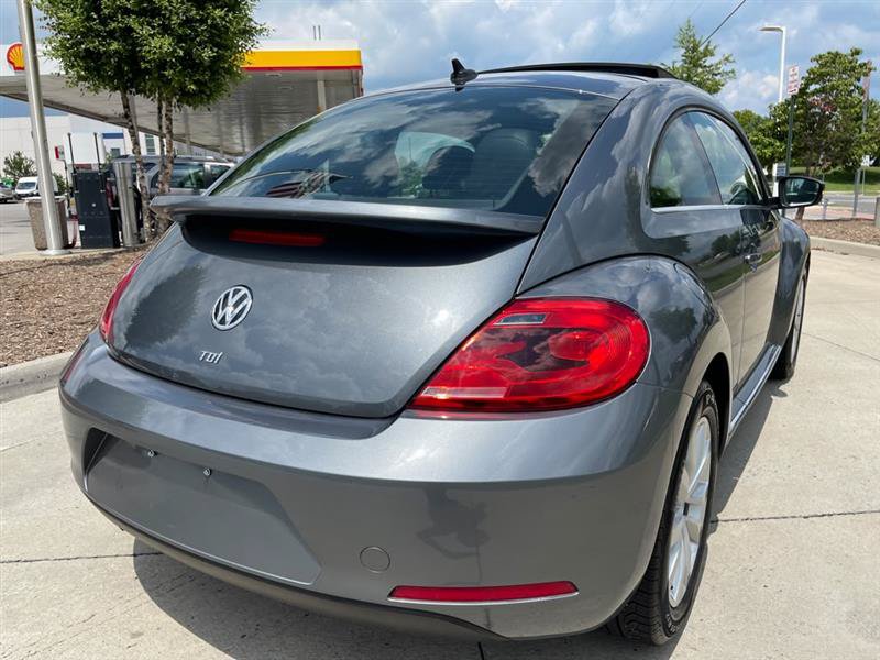 Used 2013 Volkswagen Beetle TDI FWD image 49