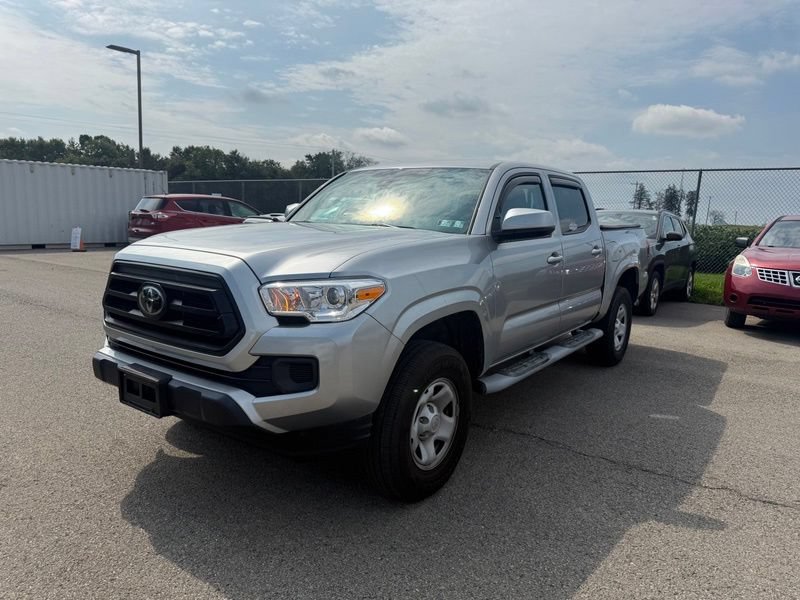 Used 2023 Toyota Tacoma SR AWD/4WD image 2