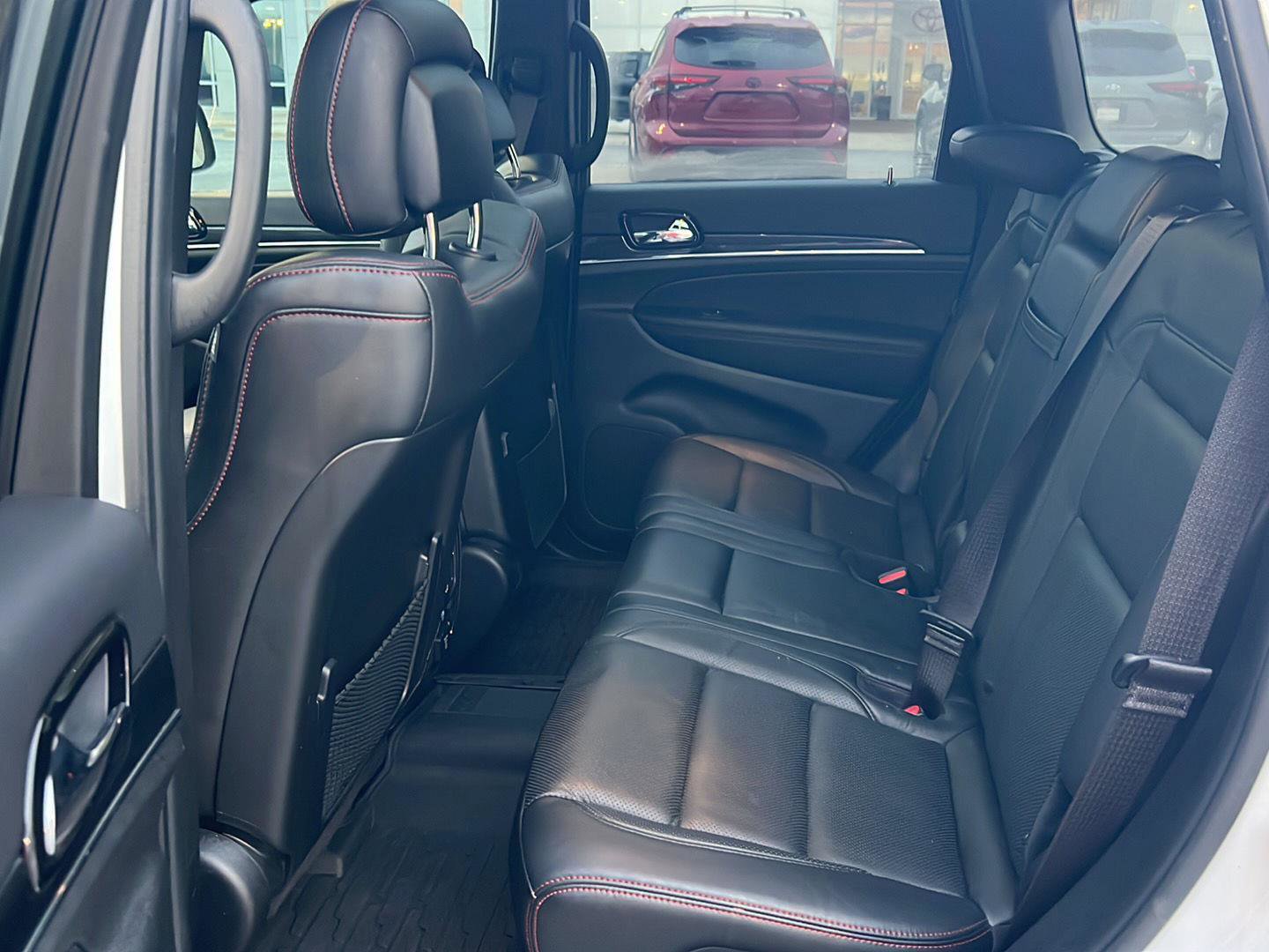 Used 2021 Jeep Grand Cherokee Trailhawk w/ Trailhawk Luxury Group image 11