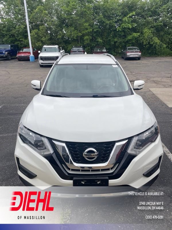 Used 2017 Nissan Rogue SV