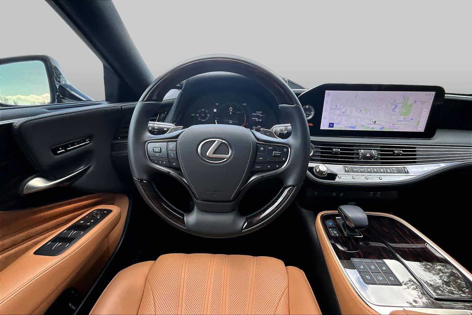 Used 2024 Lexus LS 500 w/ Interior Upgrade Package RWD image 6