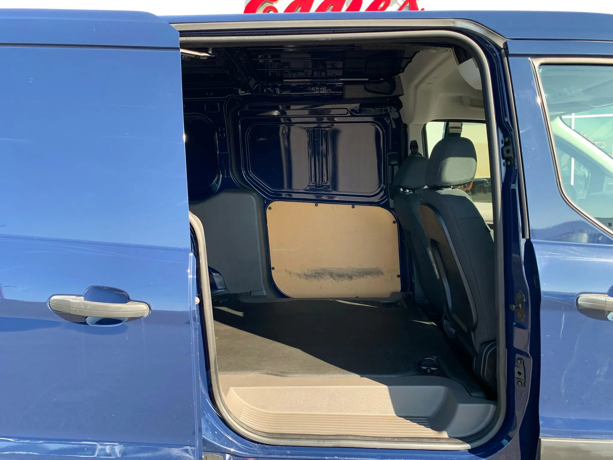 Used 2022 Ford Transit Connect XL image 27