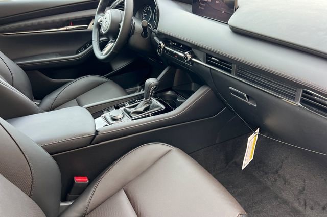 New 2026 MAZDA MAZDA3 2.5 Turbo Sedan w/Premium Plus image 16