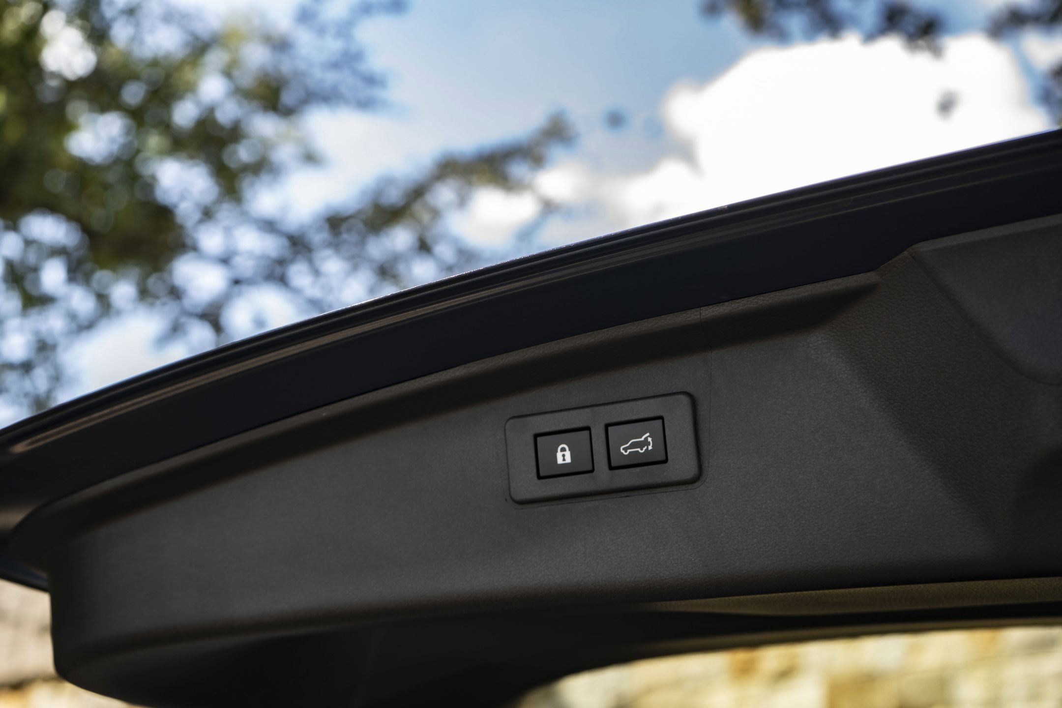 New 2025 Subaru Outback Touring XT image 30