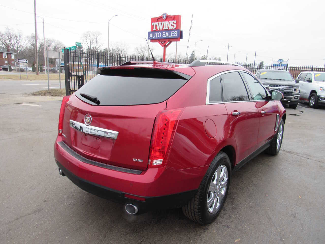 Used 2014 Cadillac SRX Luxury image 5