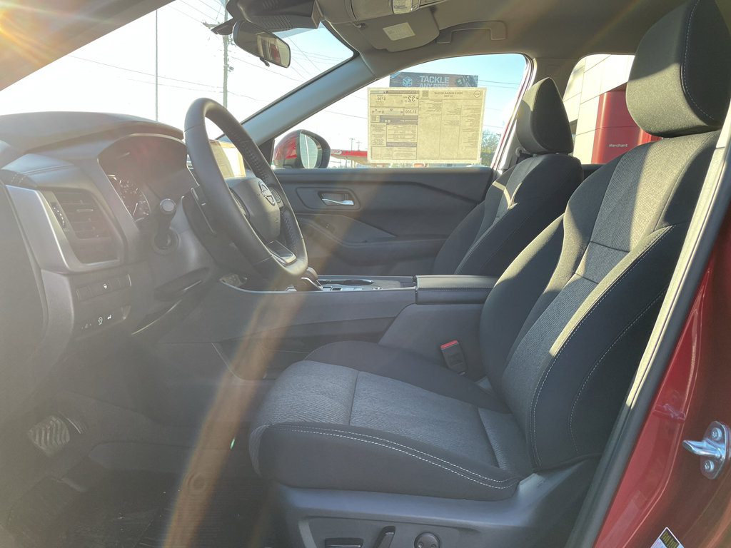 New 2026 Nissan Rogue SV image 10