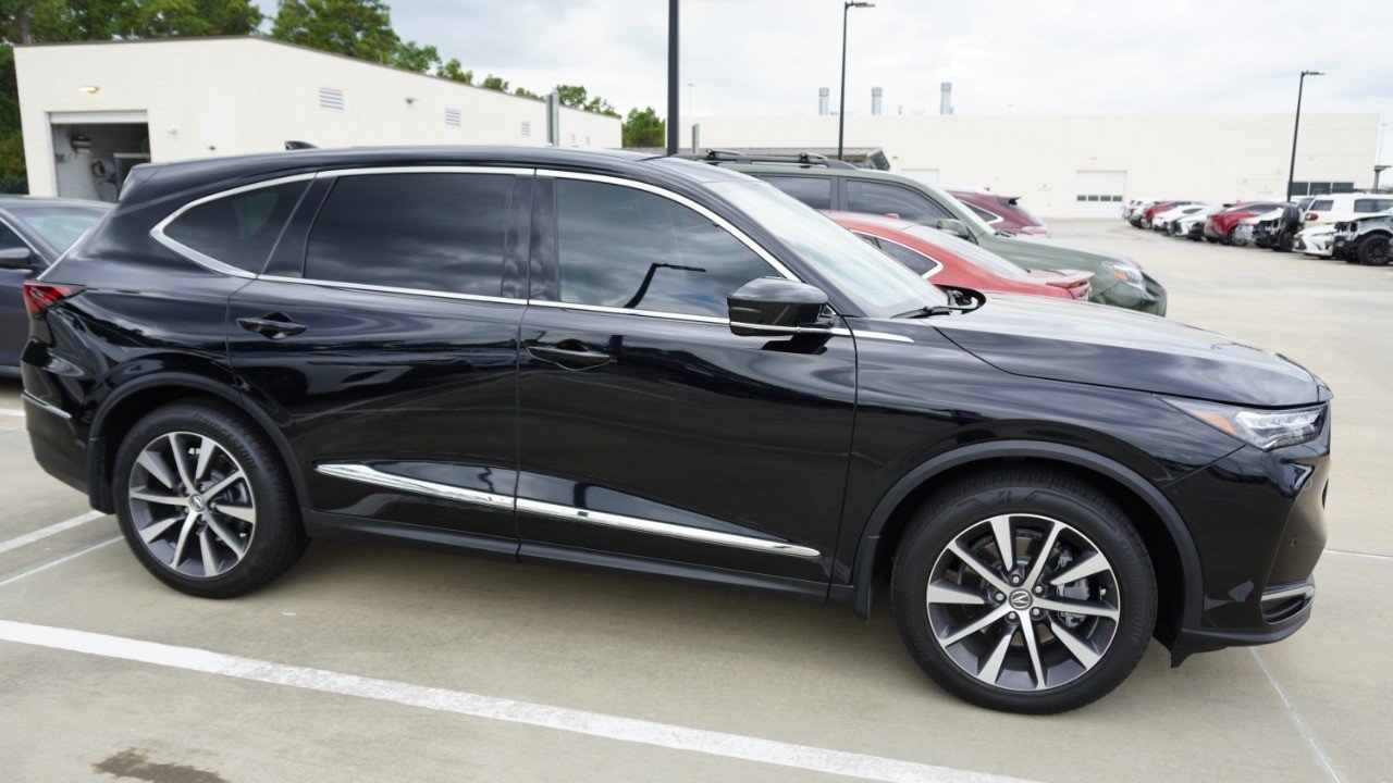 Used 2026 Acura MDX w/ Technology Package FWD image 5