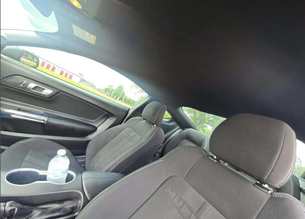 Used 2019 Ford Mustang Coupe w/ Black Accent Package RWD image 41