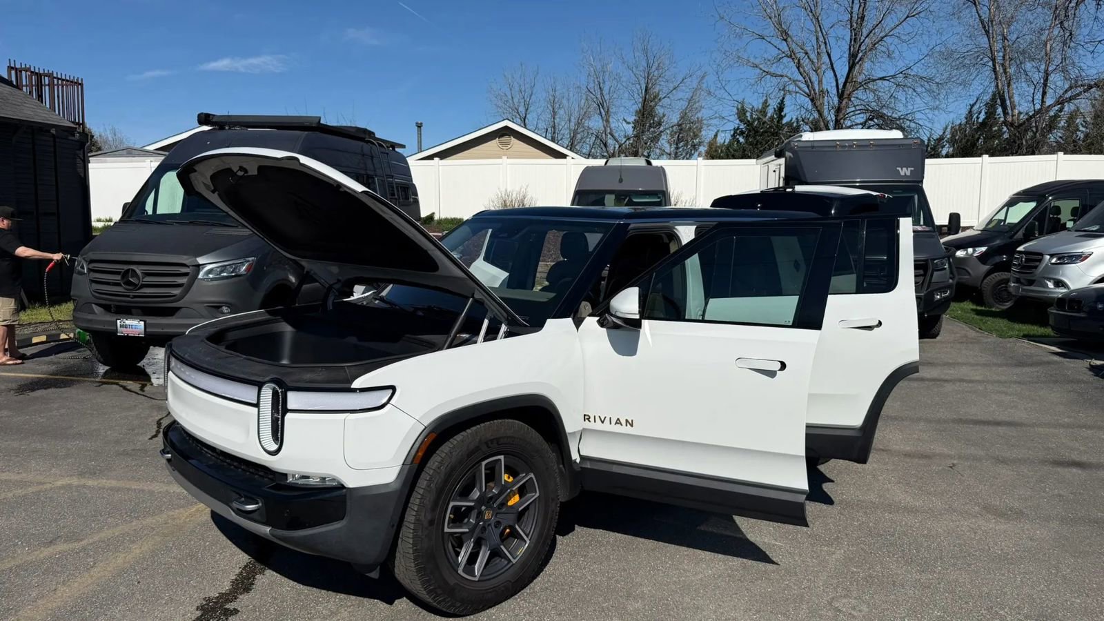 Used 2023 Rivian R1S Launch Edition