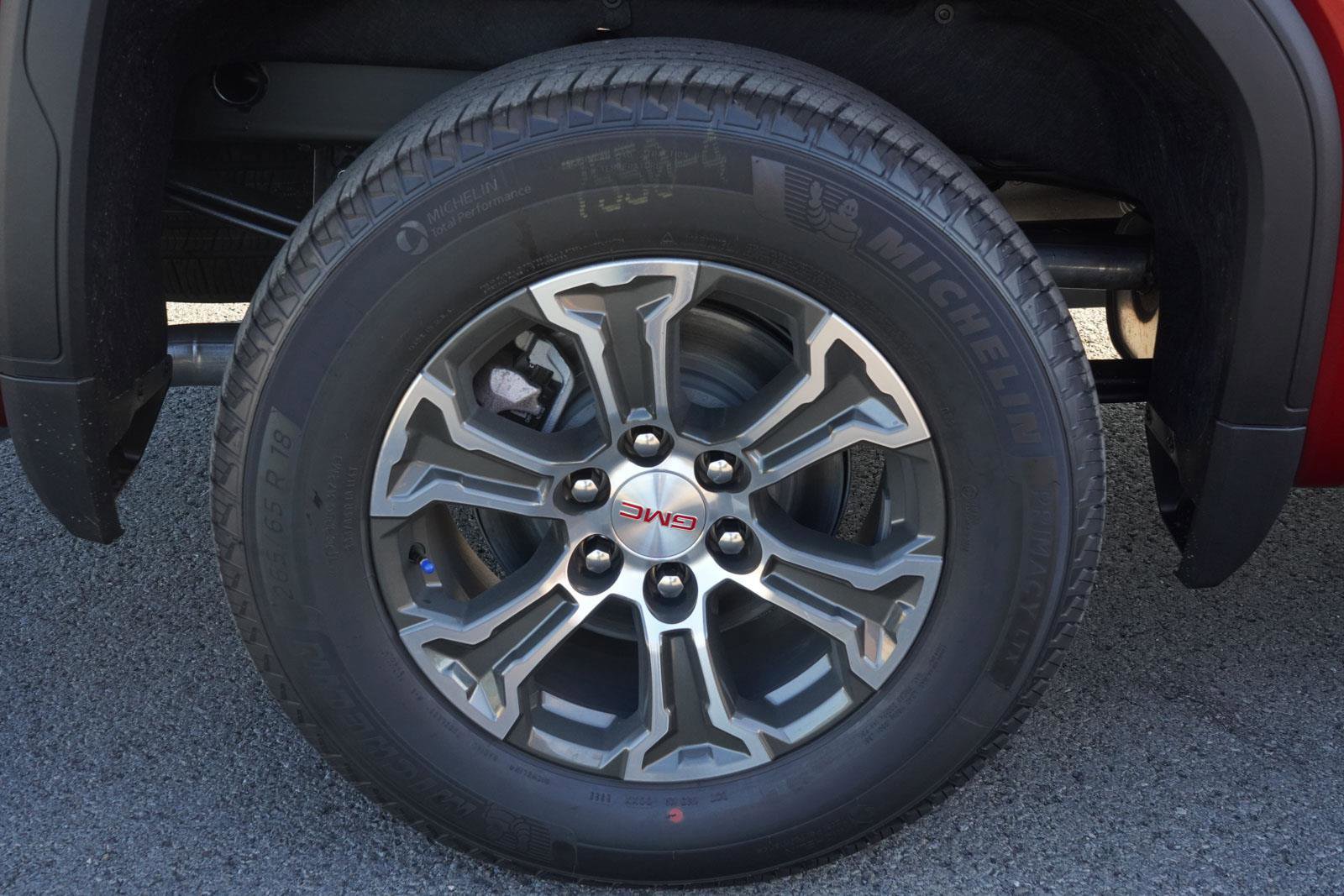 New 2026 GMC Sierra 1500 SLT w/ SLT Convenience Package image 13