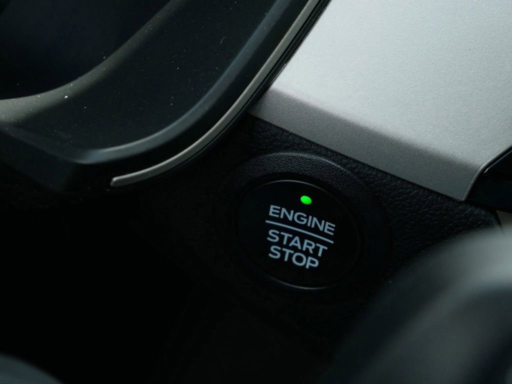 Used 2022 Ford Escape SEL w/ Technology Package image 22