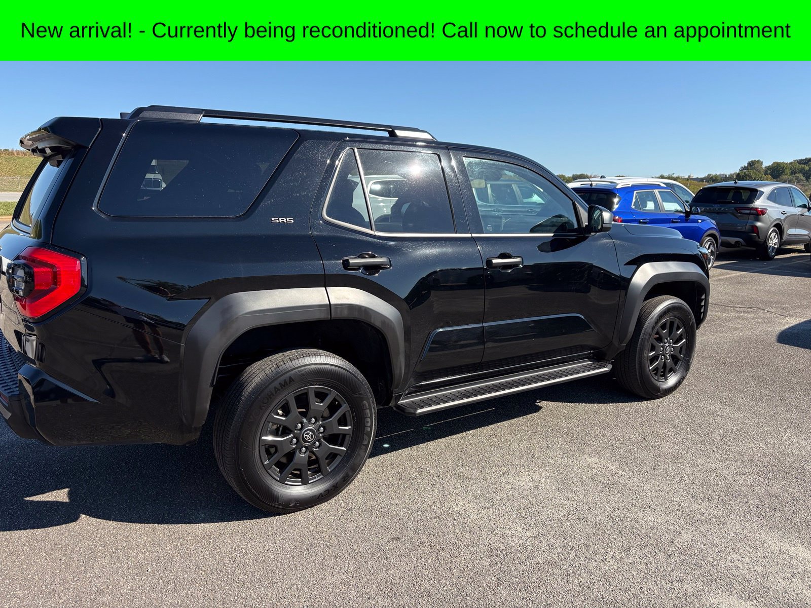 Used 2025 Toyota 4Runner SR5 AWD/4WD image 3