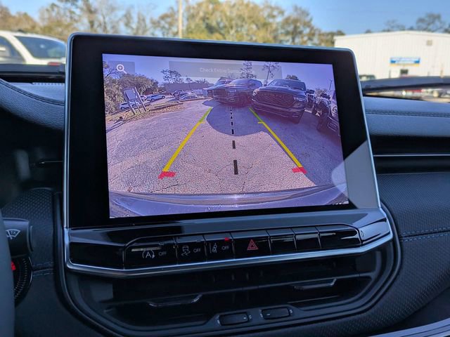 New 2026 Jeep Compass Latitude image 20