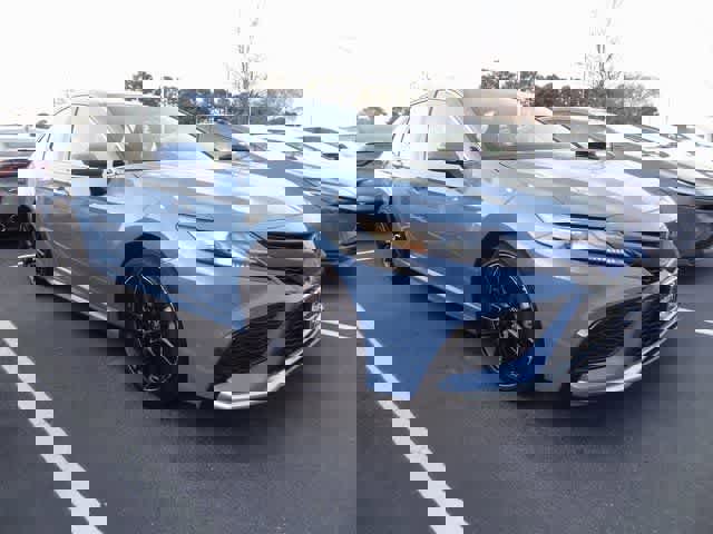 Used 2023 Toyota Camry XSE image 4