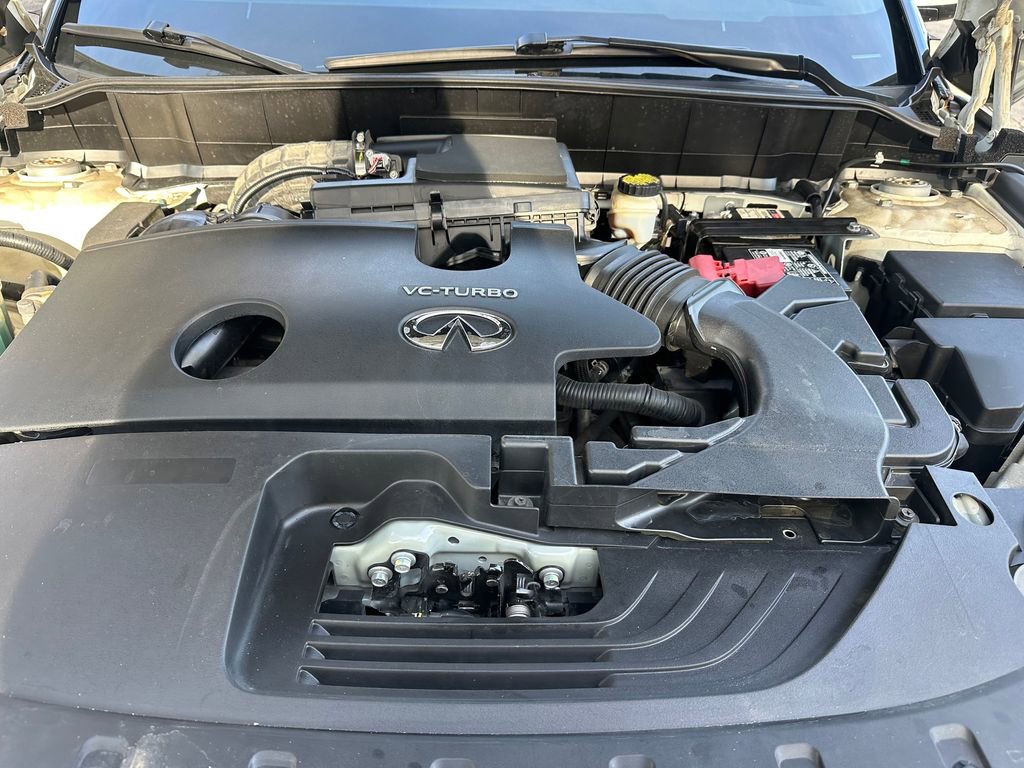 Used 2019 INFINITI QX50 Luxe image 18