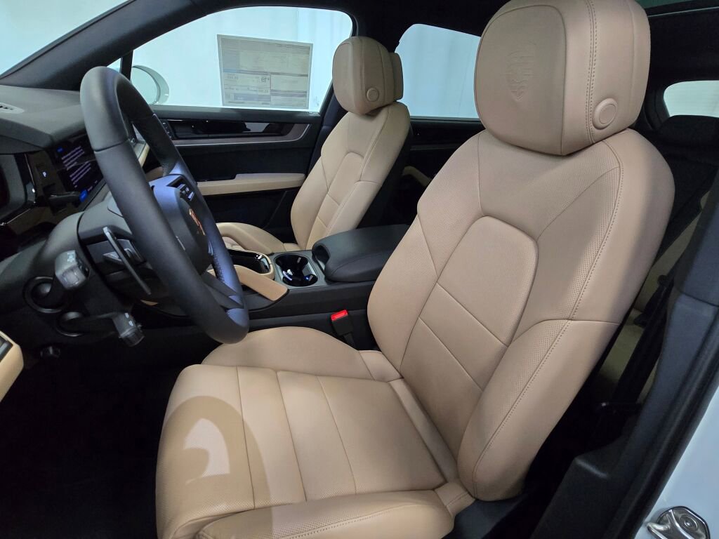 New 2026 Porsche Cayenne image 5