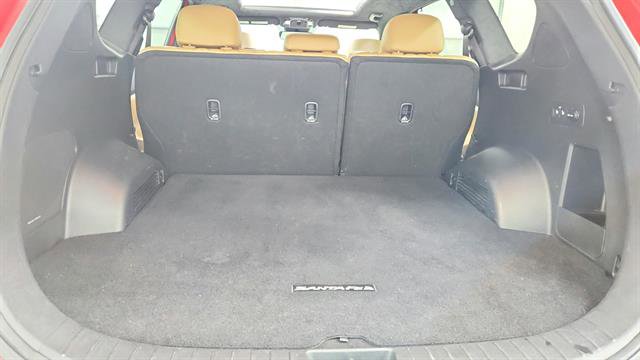 Used 2021 Hyundai Santa Fe Calligraphy w/ Cargo Package image 32