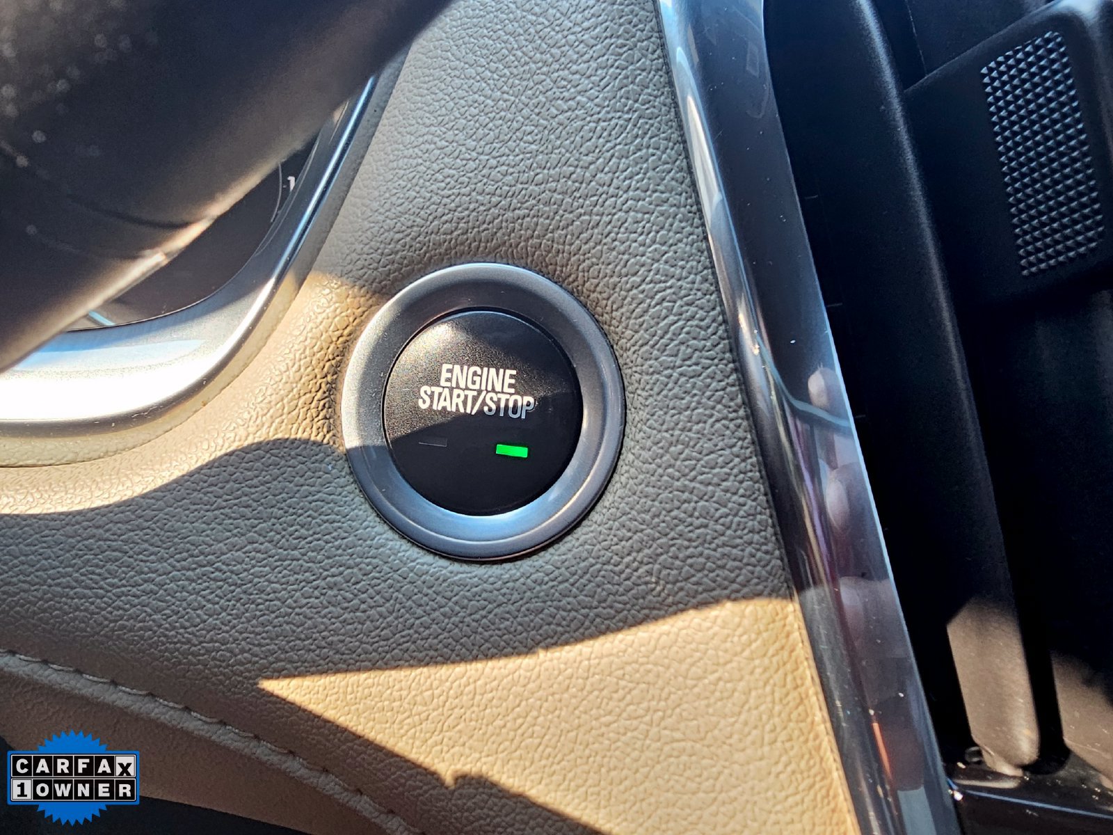 Used 2023 Chevrolet Traverse LT AWD/4WD image 21