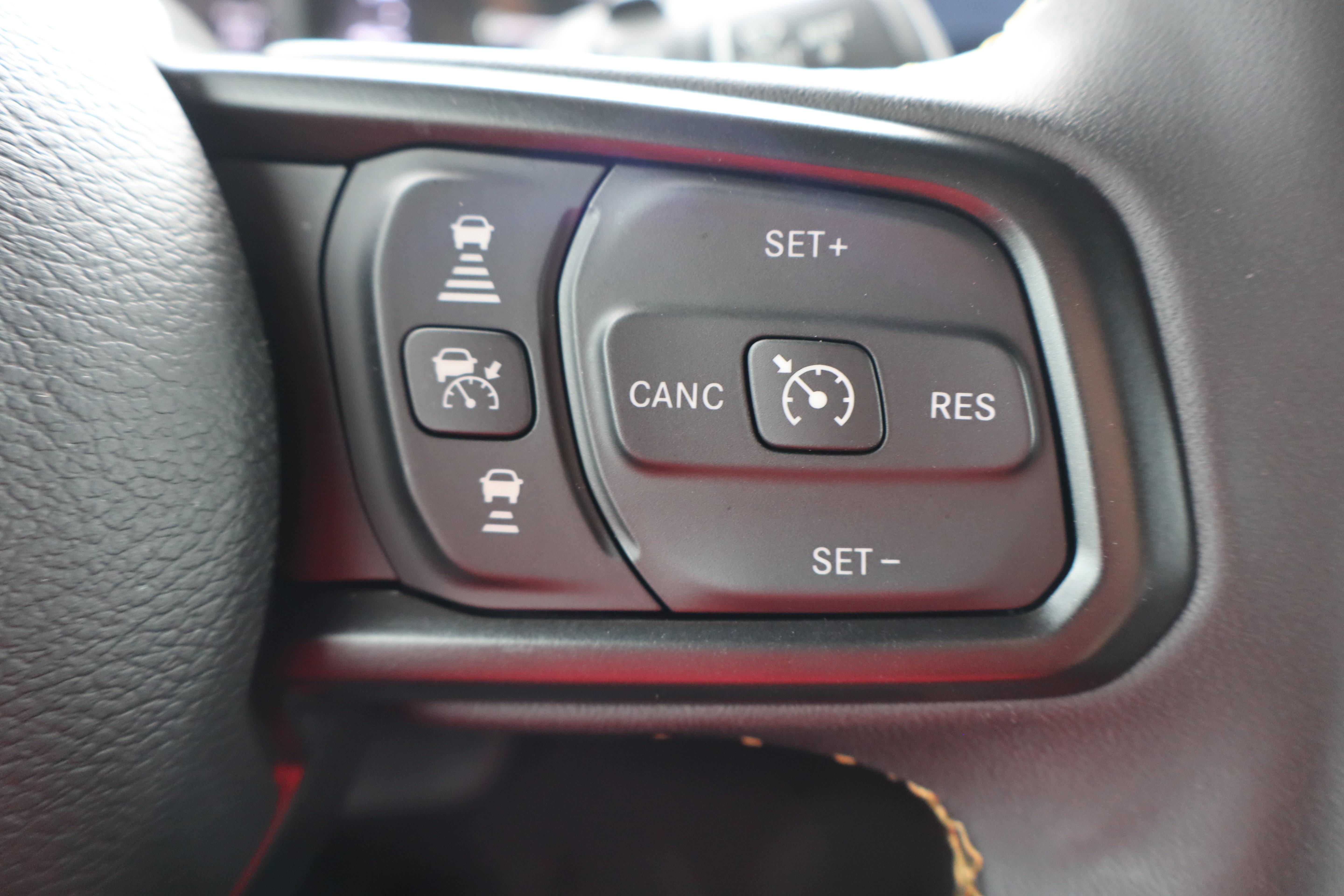 Used 2024 Jeep Wrangler Unlimited AWD/4WD image 17