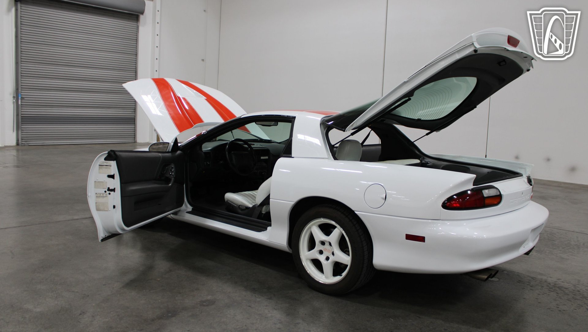Used 1997 Chevrolet Camaro SS w/ SS Alteration Pkg RWD image 38