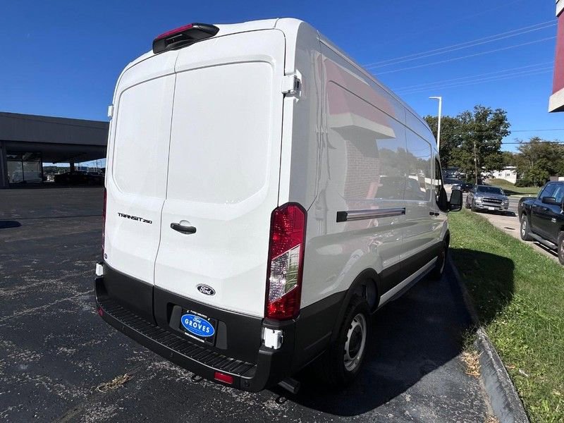 New 2026 Ford Transit 250 148 Medium Roof image 5