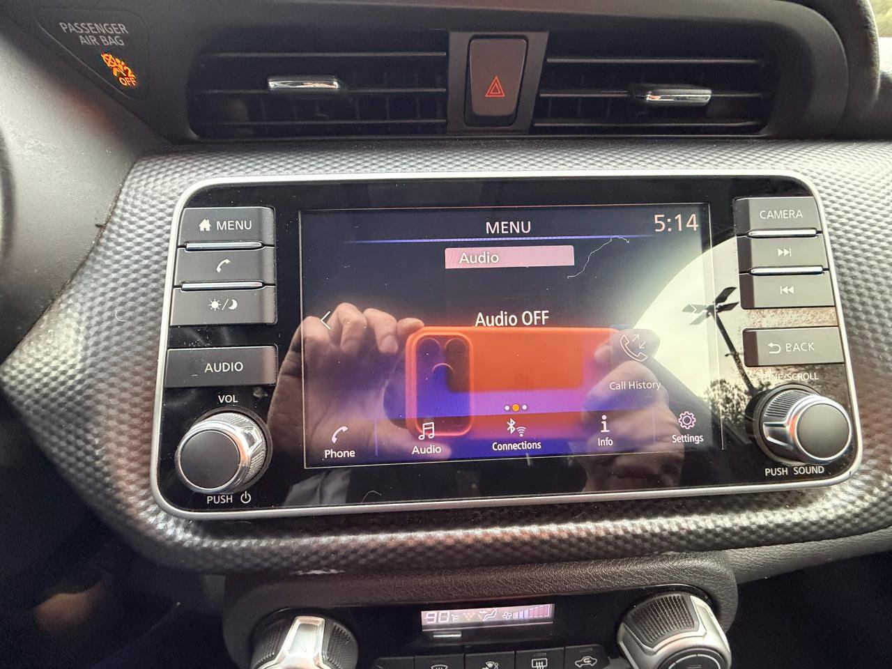 Used 2018 Nissan Kicks SV image 19