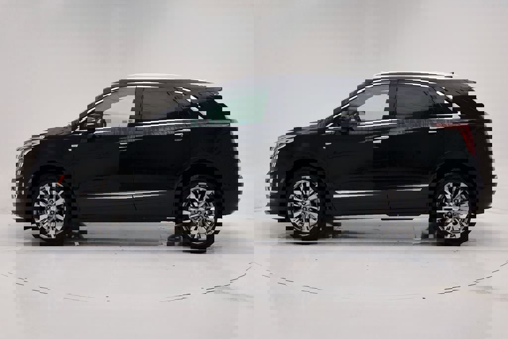 Used 2025 Cadillac XT5 Premium Luxury image 6