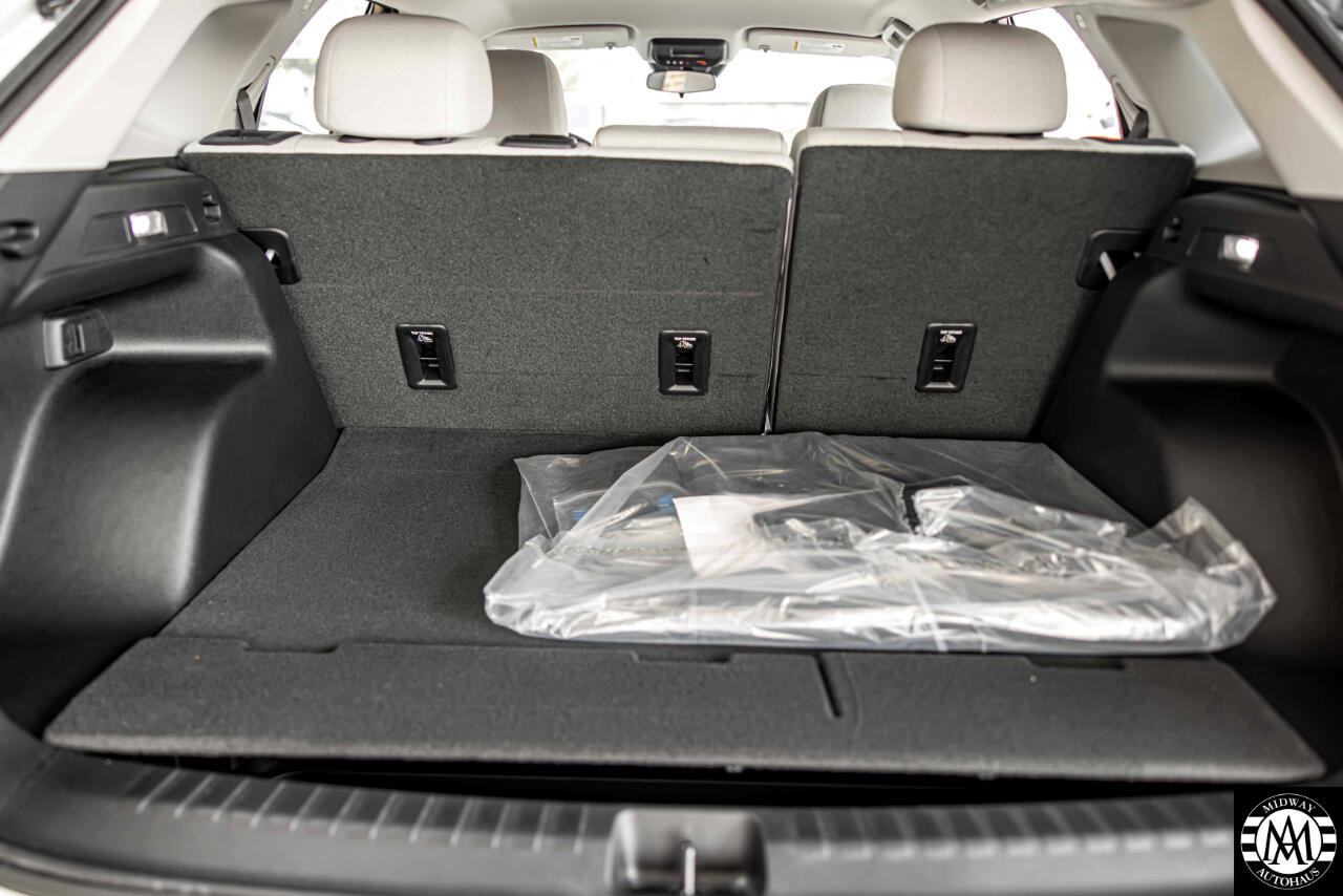 Used 2025 Honda Prologue EX image 16